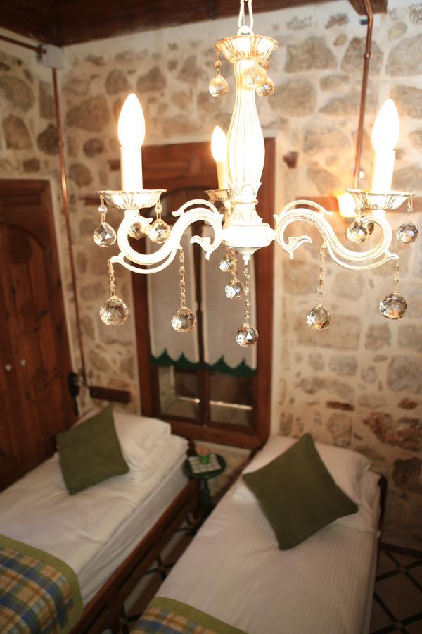 Hotel Cicekli Konak à Antakya Extérieur photo